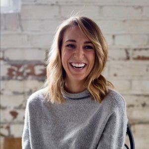 Meet your Posher, Angie